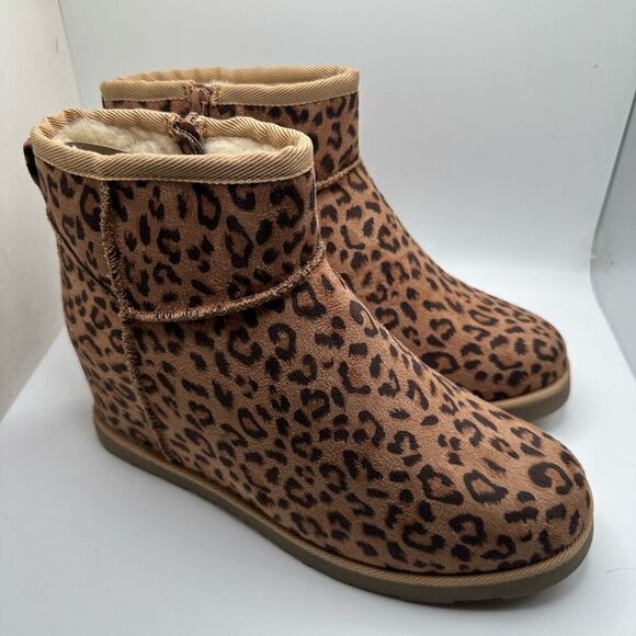 Dunes Karma Comfort Booties Womens Faux Suede Memory Foam Faux Fur Line 9 LEOPAR - Picture 1 of 7